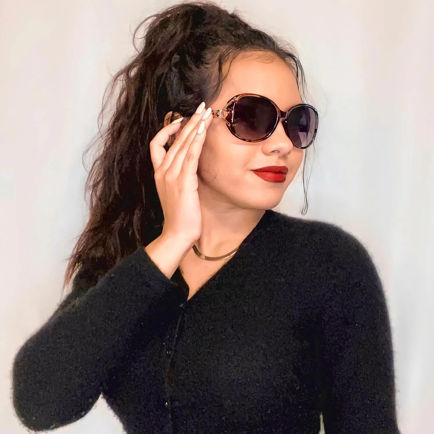 Trendy Oversized Polarized Sunglasses for Women with UV Protection